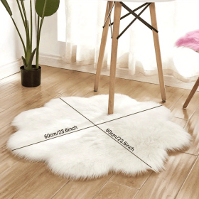 1pc, Soft and Plush Flower Shaped Fur Rug - Faux Sheepskin Area Rug for Bedroom, Sofa (Color: White, size: 60*60cm/23.62in*23.62in)